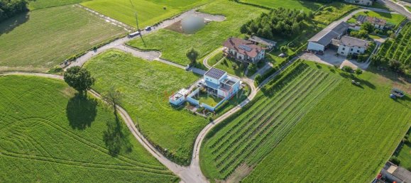 Земельный участок 780м² в Удине, Италия № 176371 10