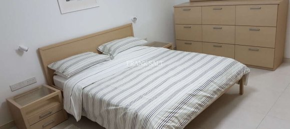 1 chambre Penthouse à Sliema, Malta No. 3963 11