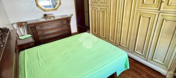 3 bedrooms Apartment in Rome, Italy No. 259201 24