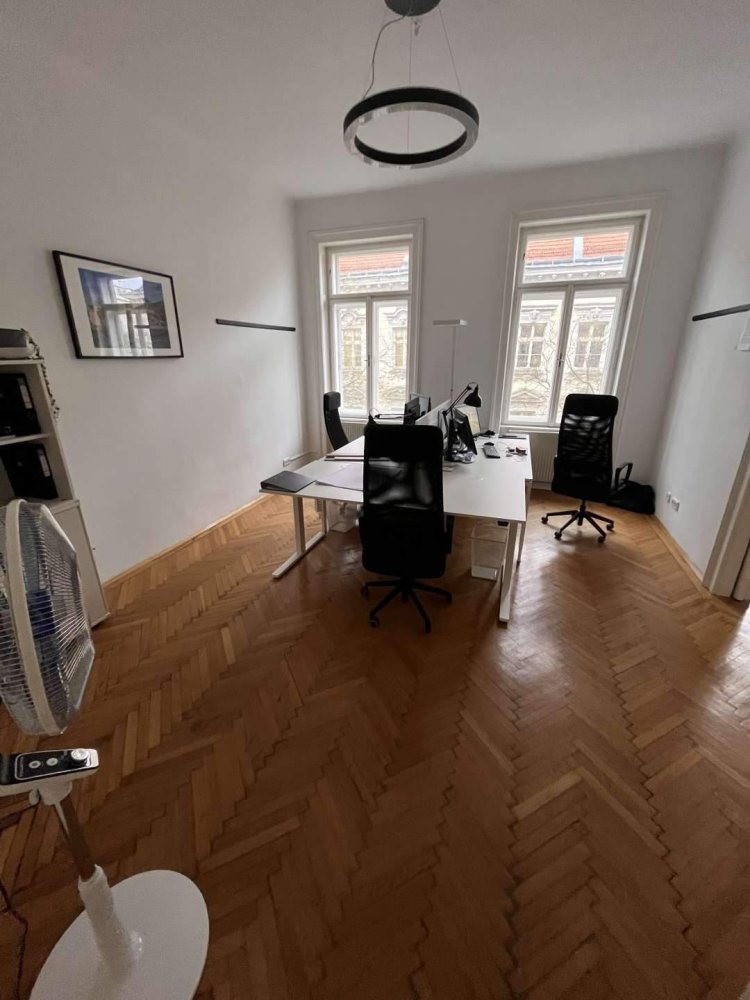Apartamento de 3 habitaciónes en Meidling, Austria No. 143532