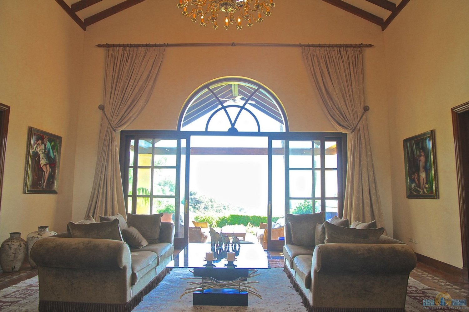 Вилла с 6 спальнями в Марбелья, Испания № 9923