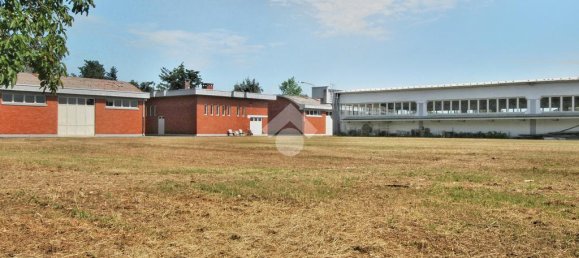 Склад с 4 комнатами в Крешентино, Италия № 103799 22