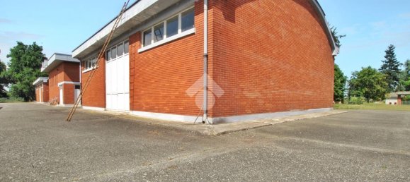 Склад с 4 комнатами в Крешентино, Италия № 103799 20