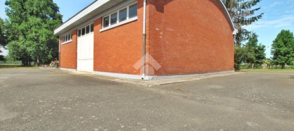 Склад с 4 комнатами в Крешентино, Италия № 103799 17