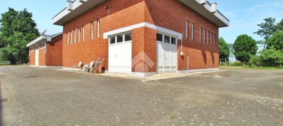 Склад с 4 комнатами в Крешентино, Италия № 103799 18