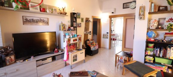 4 rooms Apartment in Montevarchi, Italy No. 238268 5