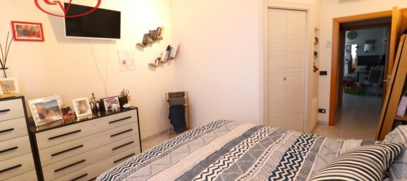 4 rooms Apartment in Montevarchi, Italy No. 238268 16