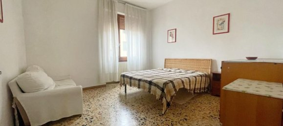 4 rooms Apartment in Poggibonsi, Italy No. 269932 5