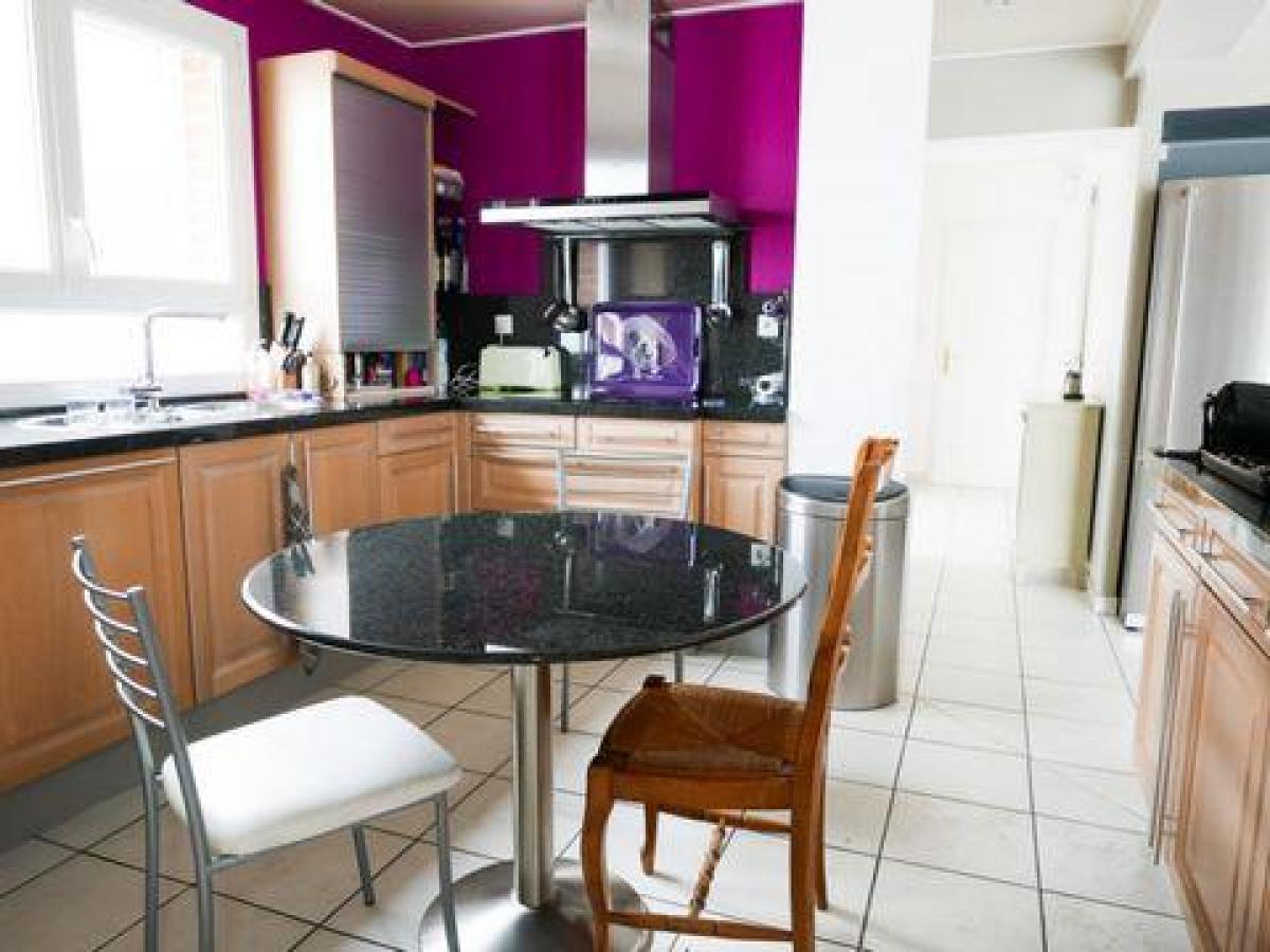 4 Schlafzimmer Haus in Lens, France, Nr. 29583