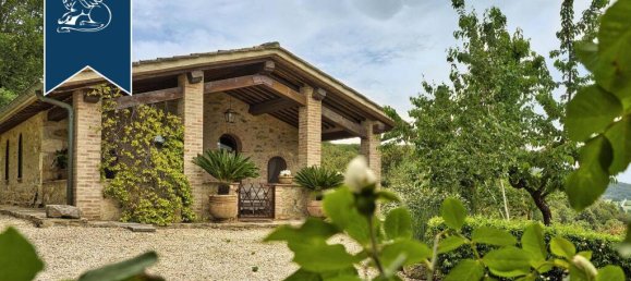 850m² Commercial property in Casole d'Elsa, Italy No. 230223 21