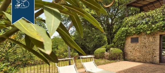 850m² Commercial property in Casole d'Elsa, Italy No. 230223 16