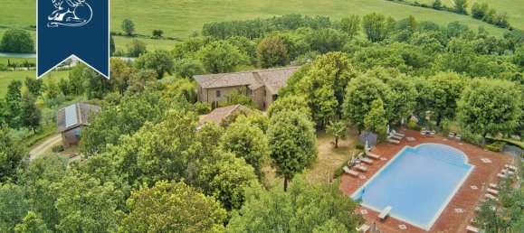 850m² Commercial property in Casole d'Elsa, Italy No. 230223 85