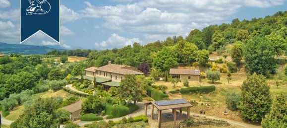 850m² Commercial property in Casole d'Elsa, Italy No. 230223 2