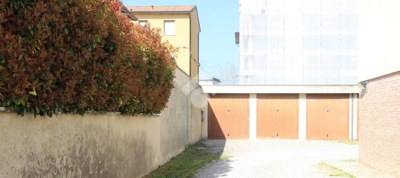 2 rooms Garage in Galliera, Italy No. 66889 8