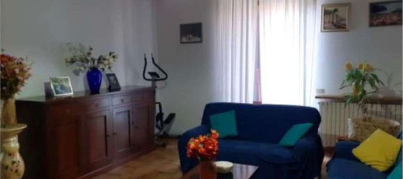 5 rooms Apartment in Besozzo, Italy No. 12972 6