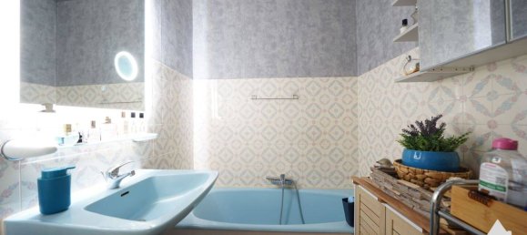 Квартира с 2 спальнями в Фонтейн, Франция № 320150 5