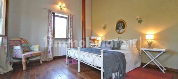 5 bedrooms Villa in Aulla, Italy No. 60286 4