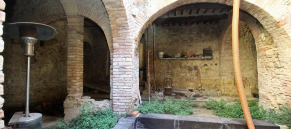 20 rooms House in Castelnuovo Berardenga, Italy No. 113072 13