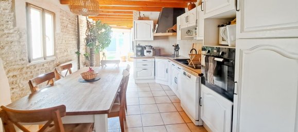 5 Schlafzimmer Haus in Bourgneuf, France, Nr. 307361 2