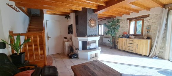 5 Schlafzimmer Haus in Bourgneuf, France, Nr. 307361 4