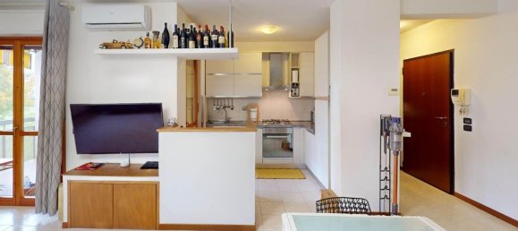 4 rooms Apartment in Bastia Umbra, Italy No. 137664 3