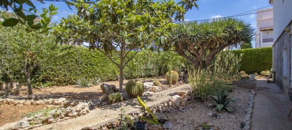 5 bedrooms Villa in Es Castell, Spain No. 1483 17