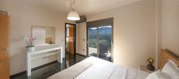 5 Schlafzimmer Villa in Corinth, Greece, Nr. 2622 24