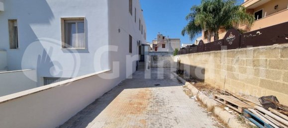 4 bedrooms House in Alezio, Italy No. 375693 6