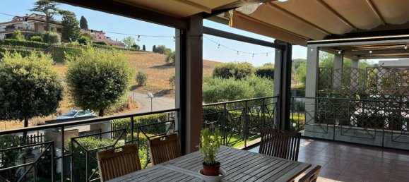 3 rooms Apartment in Rome, Italy No. 120882 3