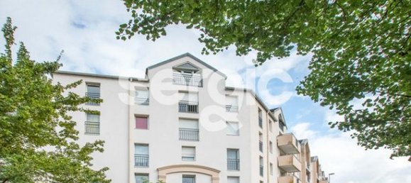 Studio à Pontoise, France No. 308372 10