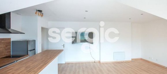 Studio à Pontoise, France No. 308372 5