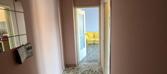 Квартира с 3 комнатами в Романо ди Ломбардия, Италия № 276524 21