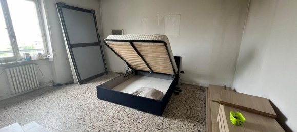 Квартира с 3 комнатами в Романо ди Ломбардия, Италия № 276524 15