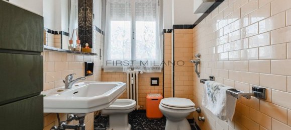 3 bedrooms Apartment in Milan, Italy No. 259555 22