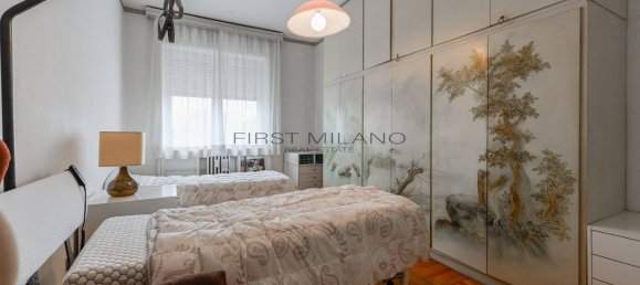 3 bedrooms Apartment in Milan, Italy No. 259555 11