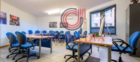Escritório de 5 divisões em Bergamo, Italy N.º 231350 14