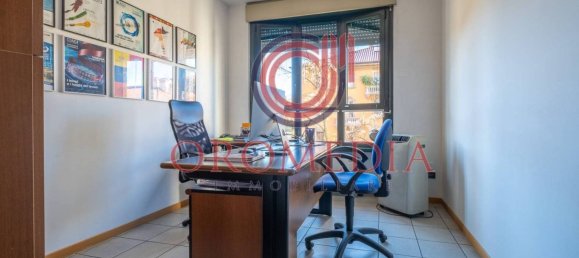 Escritório de 5 divisões em Bergamo, Italy N.º 231350 6