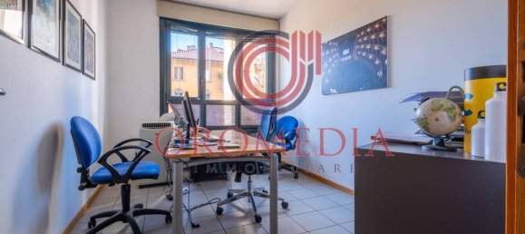 Escritório de 5 divisões em Bergamo, Italy N.º 231350 12