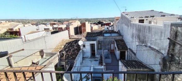 Gebäude in Canicattini Bagni, Italy 410m², Nr. 117514 18