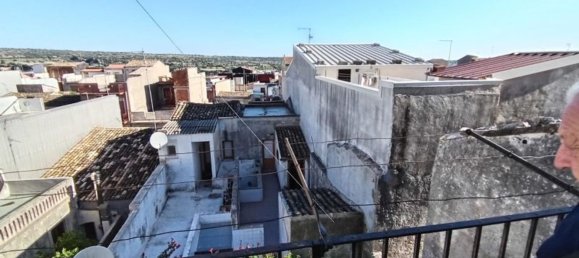 Gebäude in Canicattini Bagni, Italy 410m², Nr. 117514 12