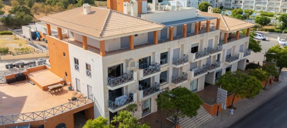 3 Schlafzimmer Wohnung in Albufeira, Portugal, Nr. 335769 6