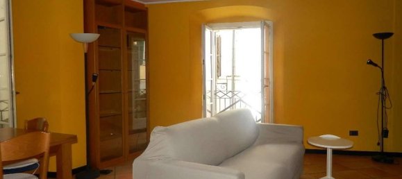 Квартира с 2 комнатами в Сондрио, Италия № 151644 10