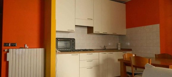 Квартира с 2 комнатами в Сондрио, Италия № 151644 8