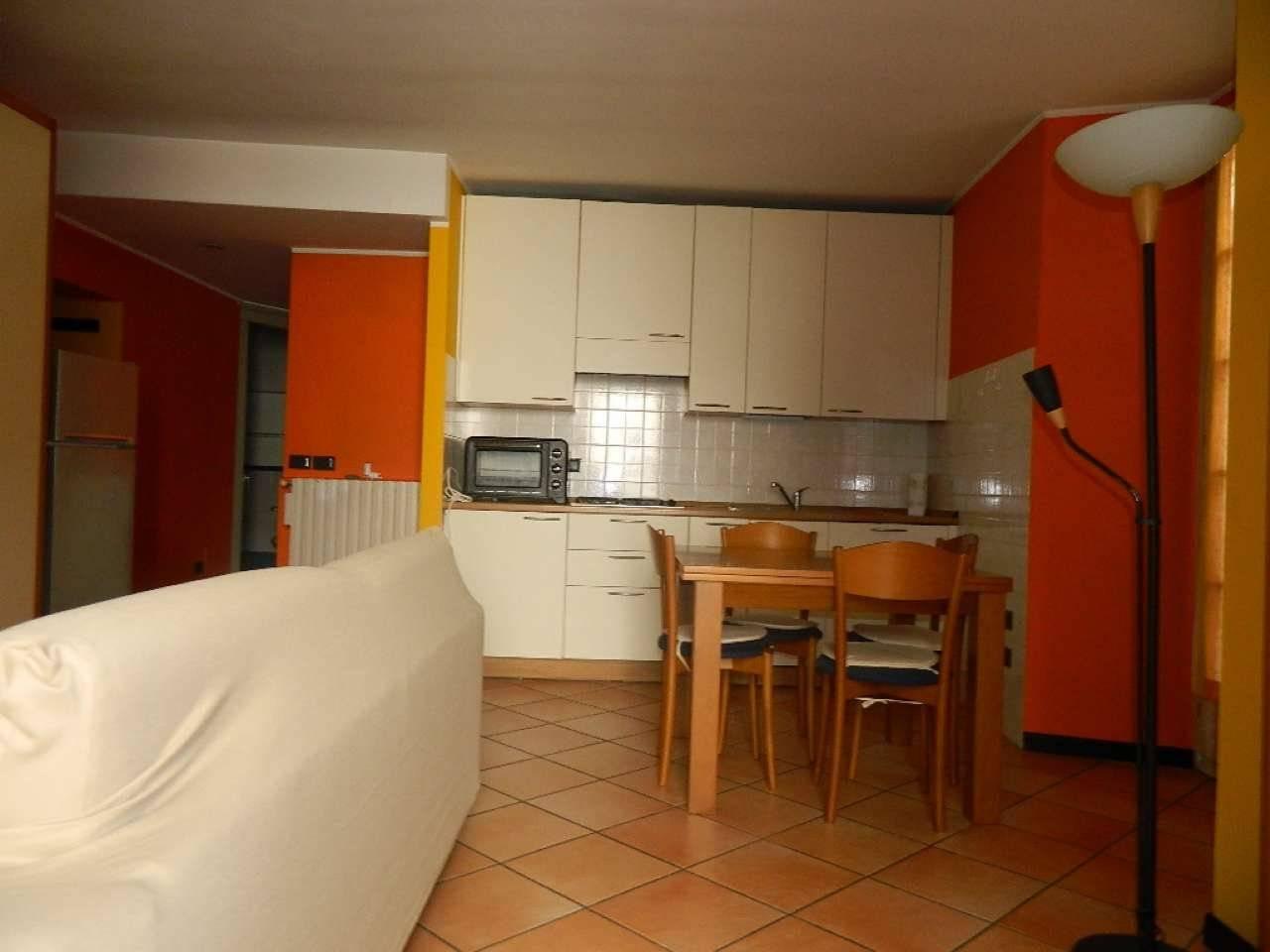 Apartamento de 2 habitaciónes en Sondrio, Italy No. 151644
