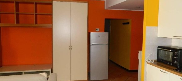 Квартира с 2 комнатами в Сондрио, Италия № 151644 5