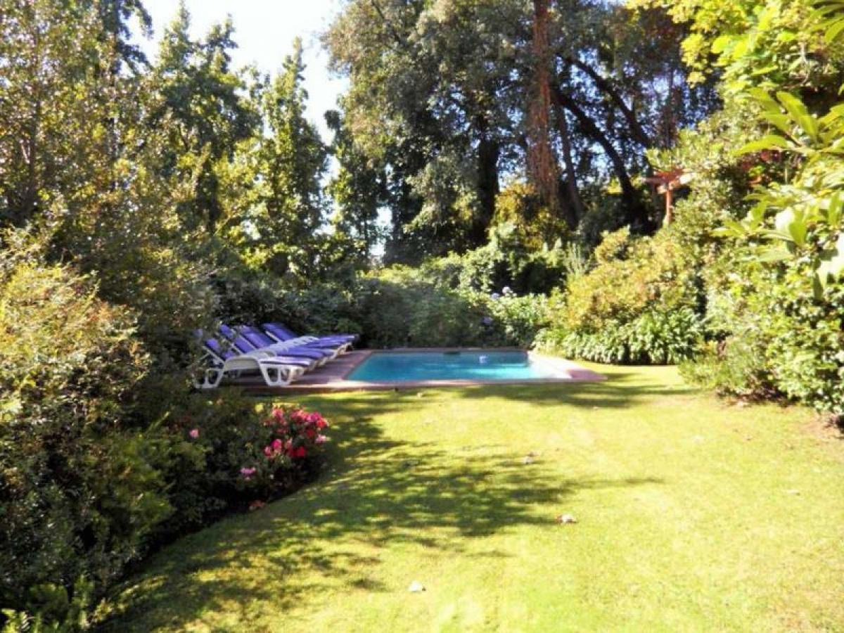 4 bedrooms House in Santiago, Chile No. 2180