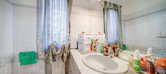 3 bedrooms Villa in Castelletto sopra Ticino, Italy No. 310408 27