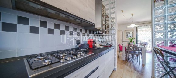 3 bedrooms Villa in Castelletto sopra Ticino, Italy No. 310408 20