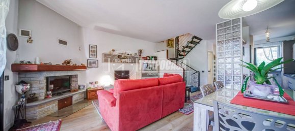 3 bedrooms Villa in Castelletto sopra Ticino, Italy No. 310408 12