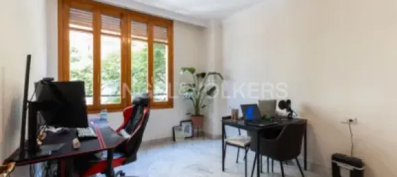 Квартира с 4 спальнями в Валенсия, Испания № 174217 52